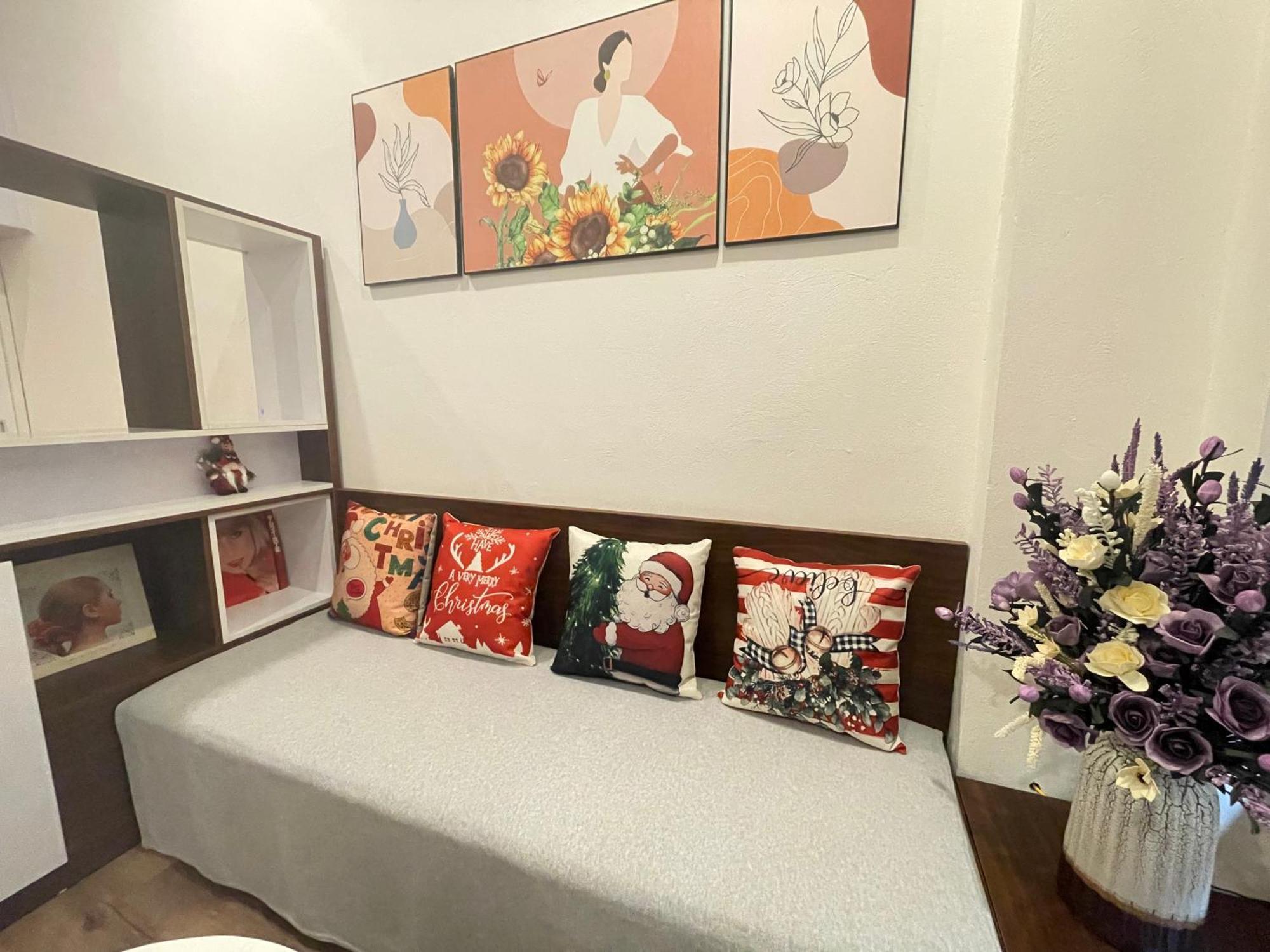 French House Apartment